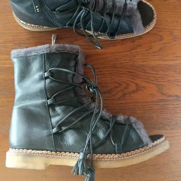 NWOT PALOMA BARCELO Peep Toe Leather Booties - Picture 4 of 15